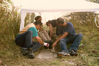 I, Carine, Marlen and Augusto working at the threshold